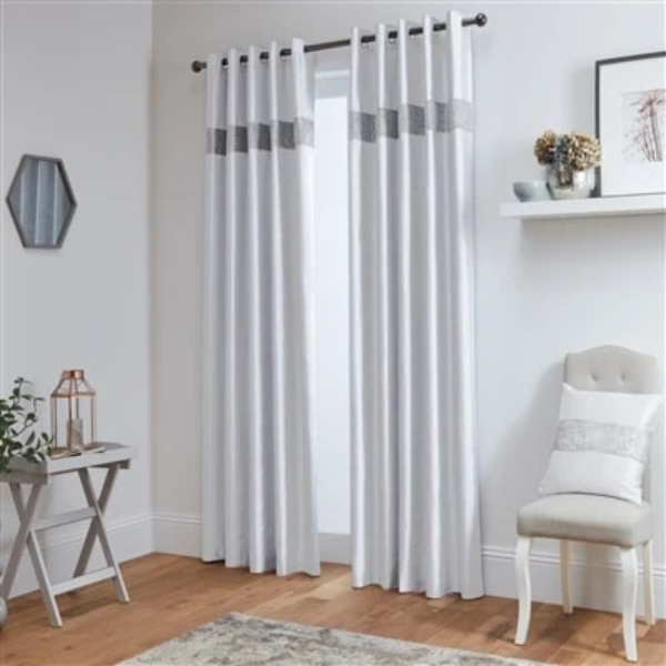 white-polyester-faux-silk-curtain-detail